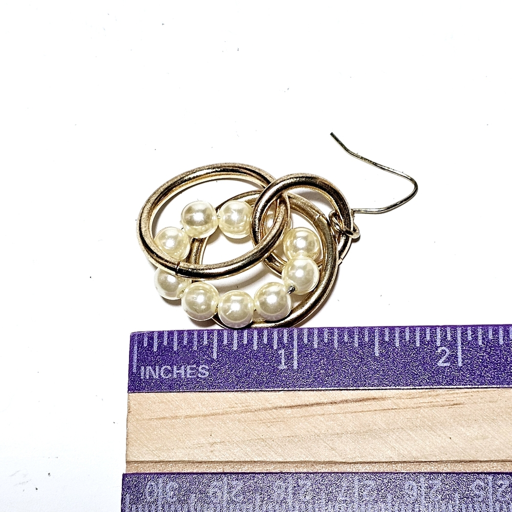 Linked Statement Necklece W Earrings Set Faux Pea… - image 3